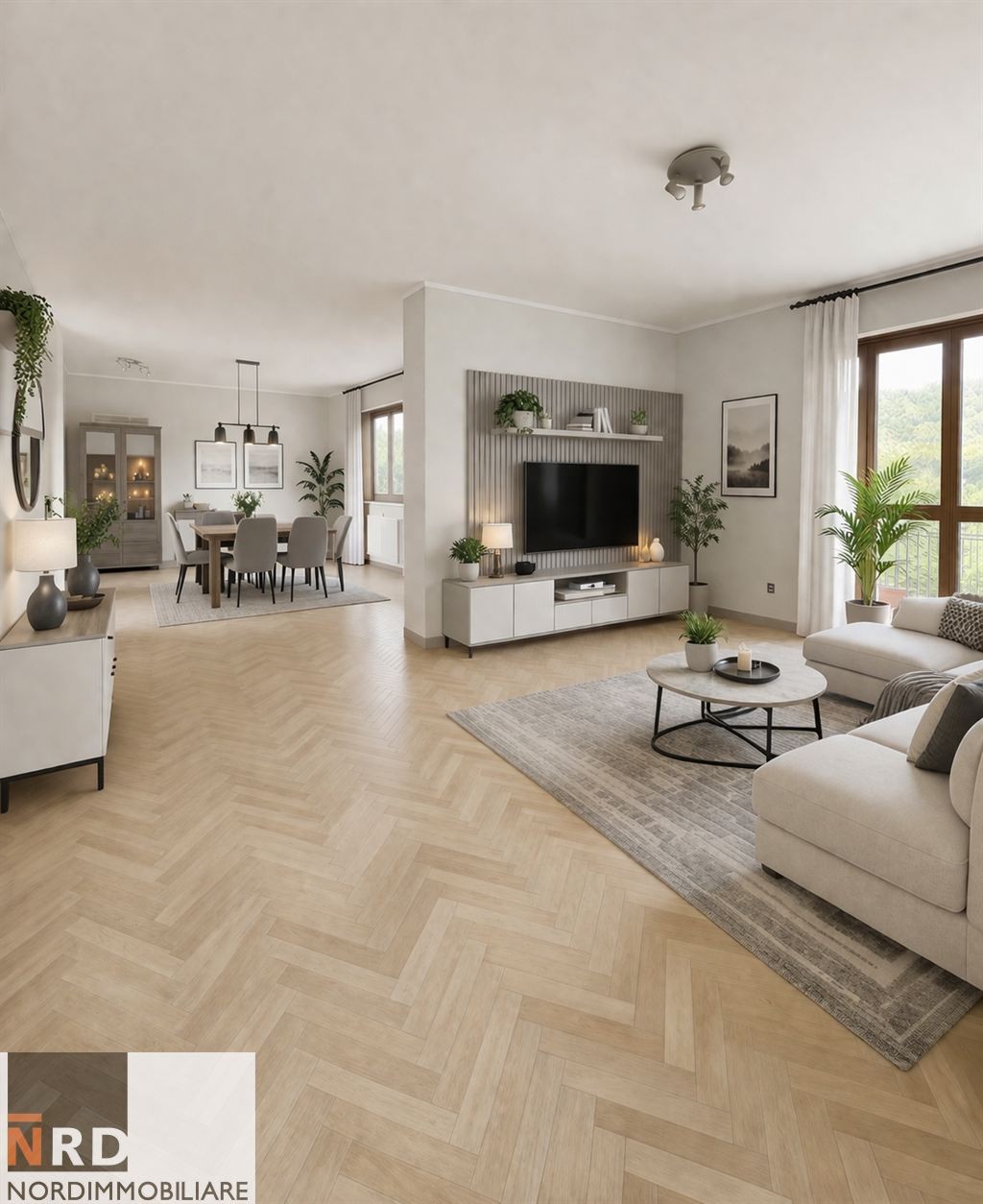 Elegante Villa con ampio Giardino Privato.