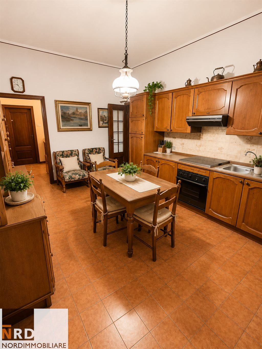 Spazioso Trilocale con Garage Privato