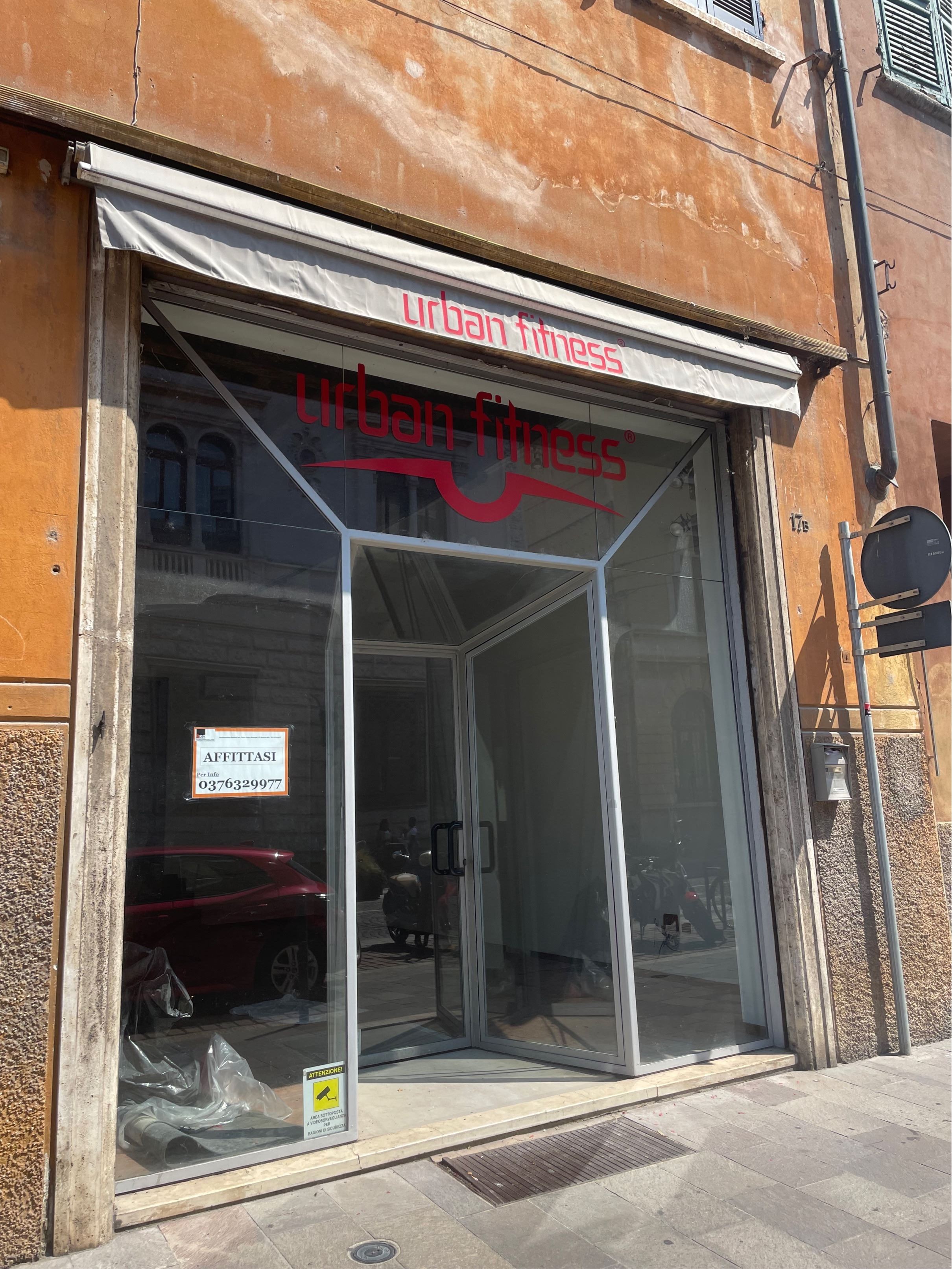 Negozio in Affitto Mantova