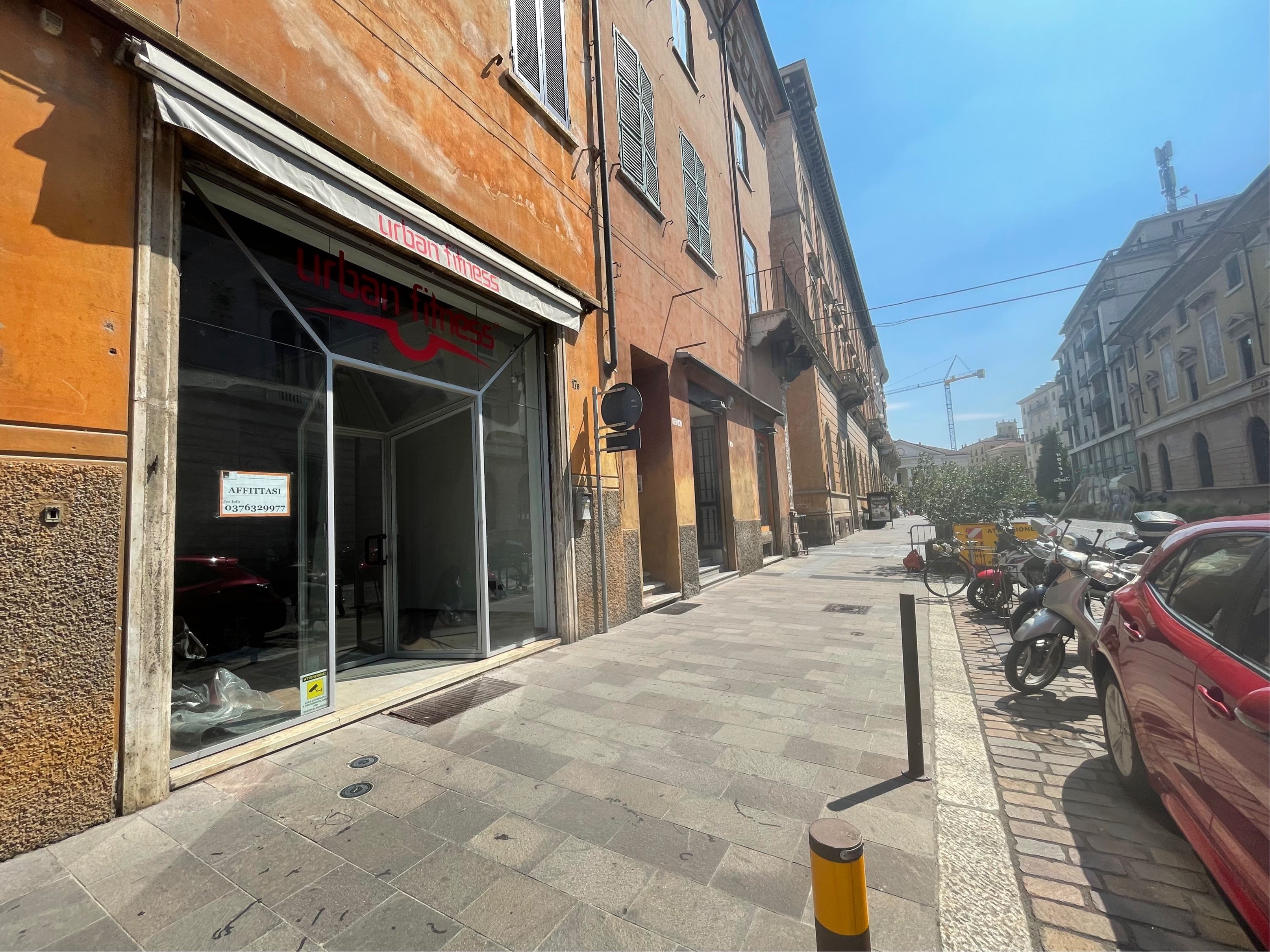 Negozio in Affitto Mantova